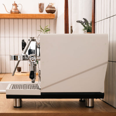 Machine à expresso compacte et intelligente El Rocio Manus S