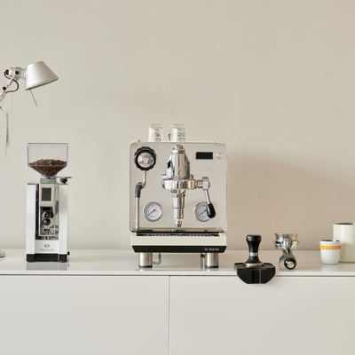 Machine à expresso compacte et intelligente El Rocio Manus S
